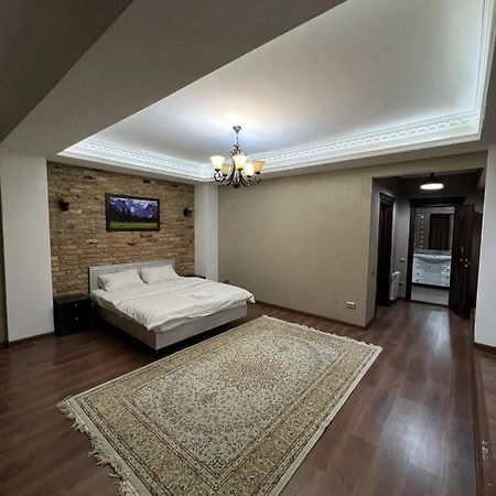 Lite Guest House 비슈케크 외부 사진