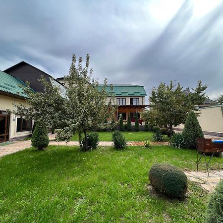 Lite Guest House 비슈케크 외부 사진